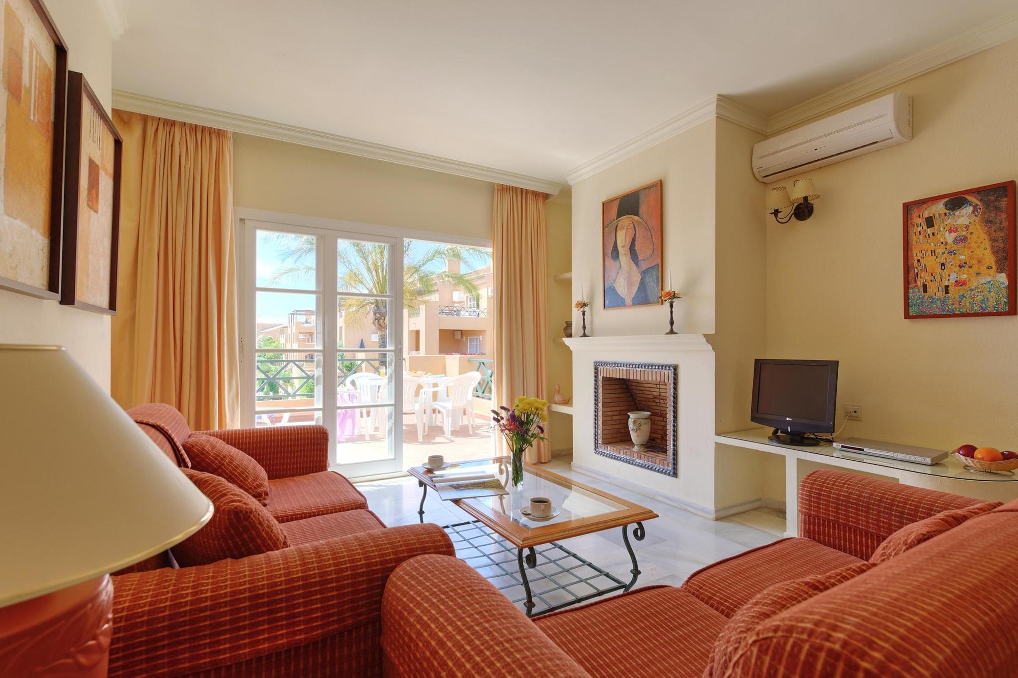 Mijas Costa Oasis By Grangefield Oasis Club Lejlighedshotel Sitio de Calahonda Værelse billede