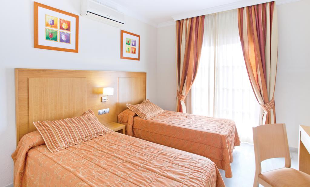 Mijas Costa Oasis By Grangefield Oasis Club Lejlighedshotel Sitio de Calahonda Eksteriør billede